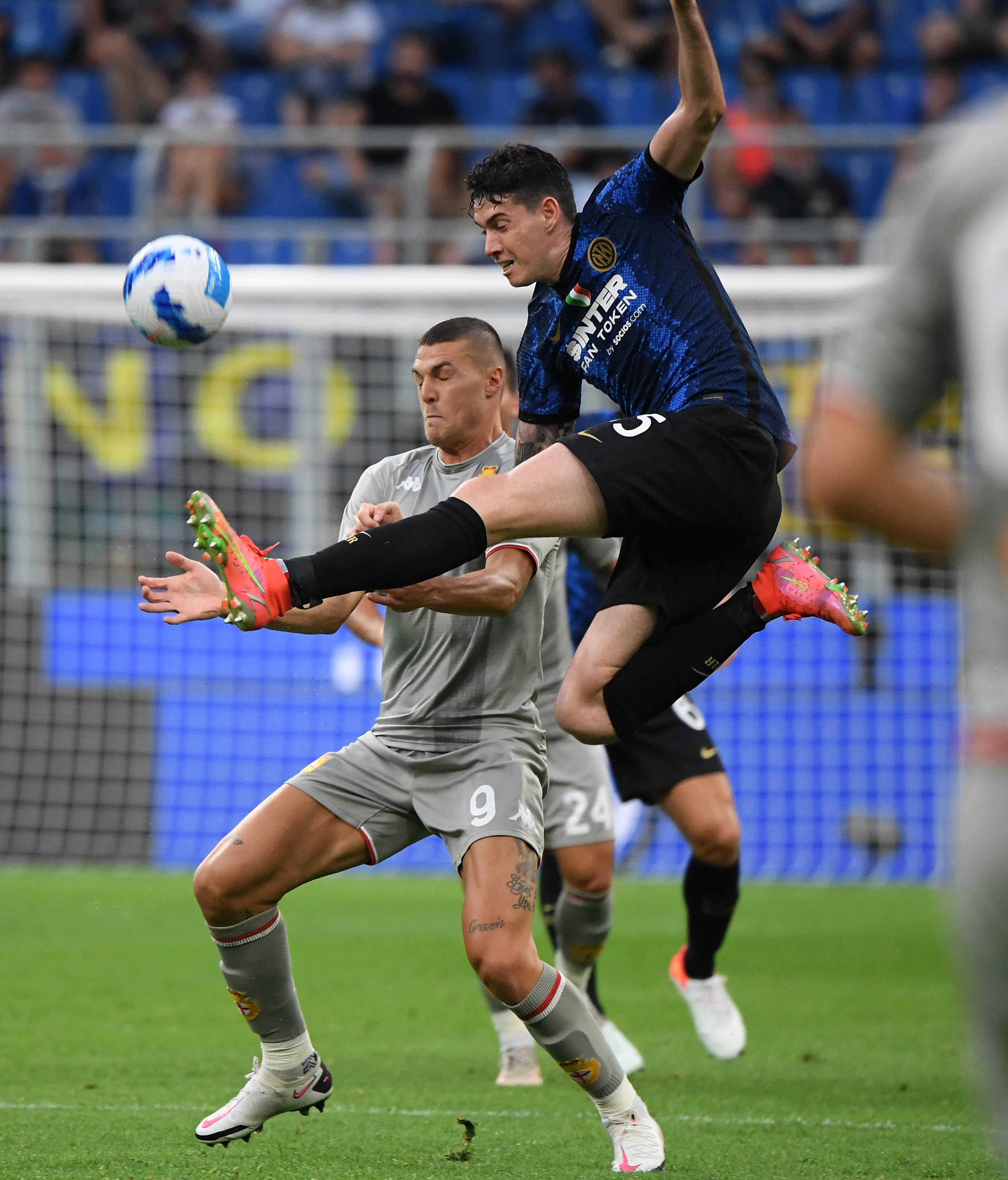 裁判们不单 裁判们不单