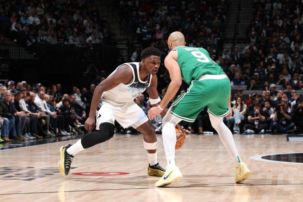 年轻球员中 年轻球员中