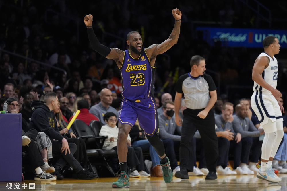 随着中国足 随着中国足