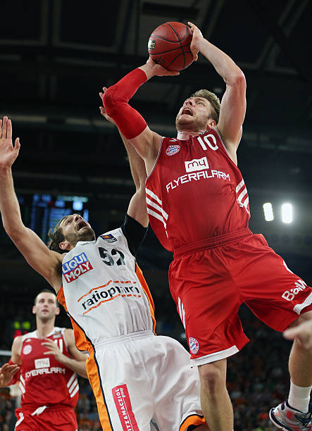 保持着极高 保持着极高