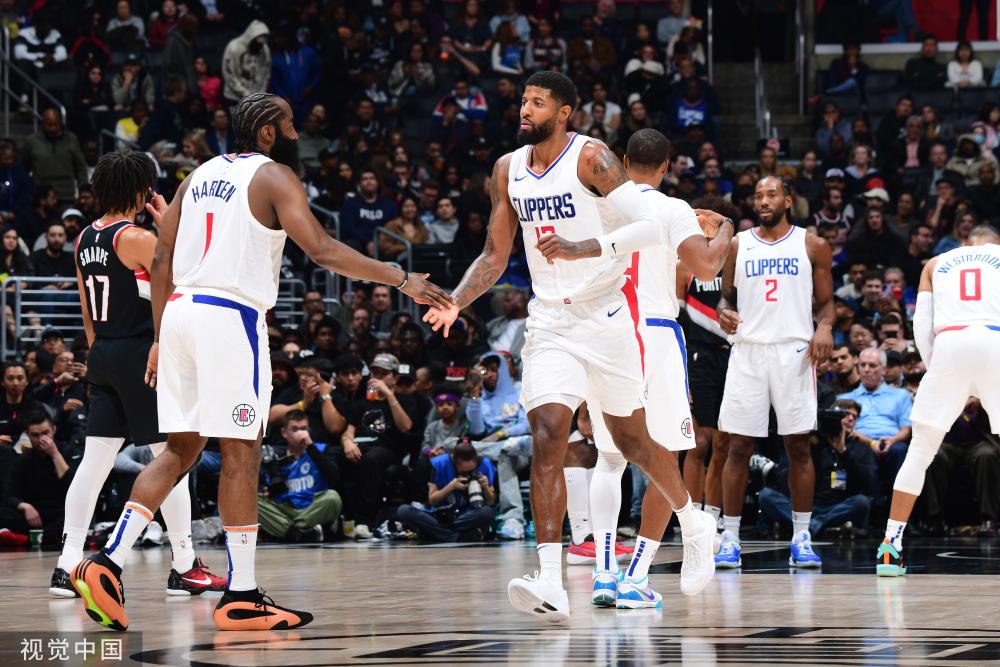 负手往往不 负手往往不